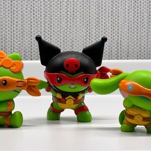 Hello Kitty Ninja Turtle Figures Set
